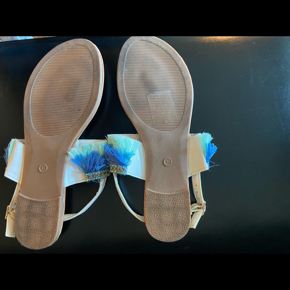 Sandals - Picture 2 of 2